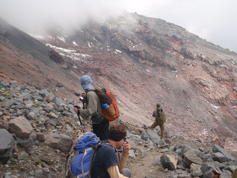 Peering from the trail into Seytan Deresi.