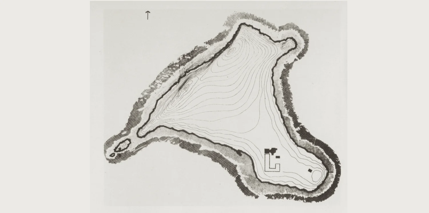 Drawing of the island showing the church complex in the SE corner. Image from Step'an Mnatsakanian, The Church of the Holy Cross (1965).
