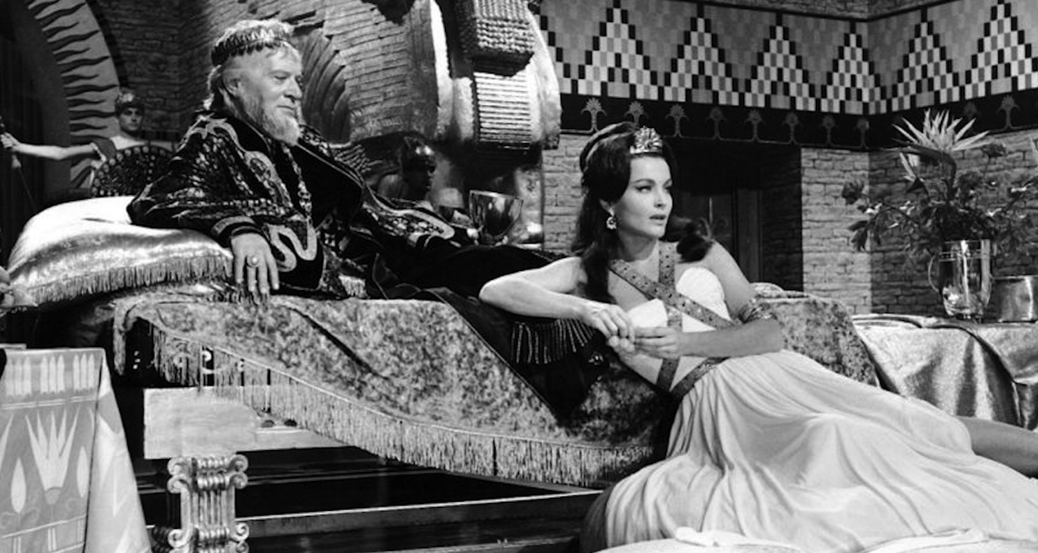 Still from the 1963 movie, “Slave Queen of Babylon.” Yvonne Furneaux plays the role of Semiramide. Image from here . Accessed Oct 31, 2015. 