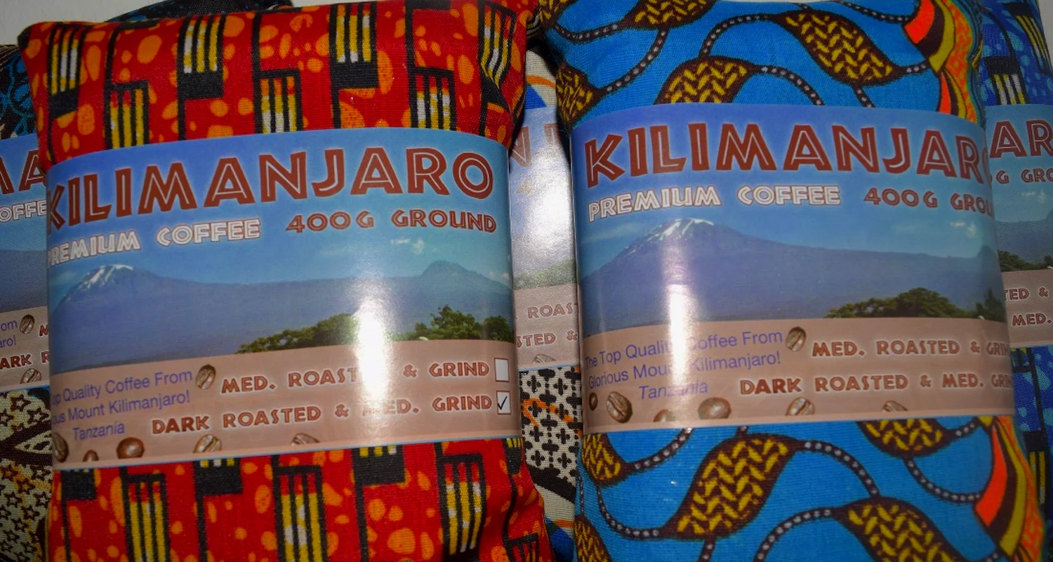 I purchased some bags of coffee as souvenirs at the shop below Mweka Gate. The packaging turned out to be better than the flavor.