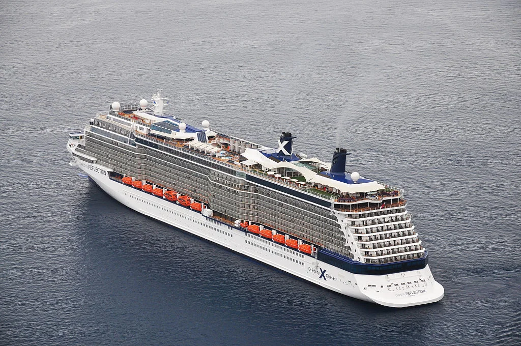 1024px-Celebrity_Reflection_cruise_ship_in_Santorini,_Greece_001.jpg