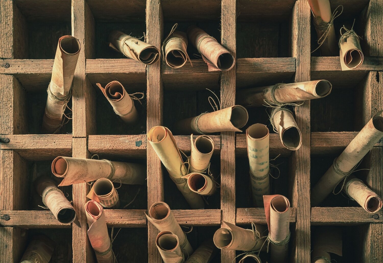 scroll shelf.jpg