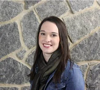 kari Lightner Headshot.jpg