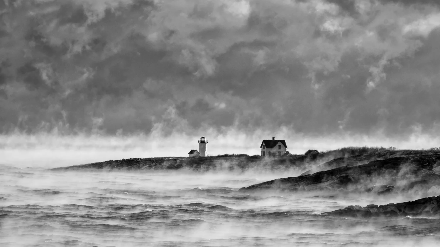 Nikon D500, 1/125 @ f/10, ISO 100, 70-200mm with 1.4x teleconverter Straitsmouth Island Light