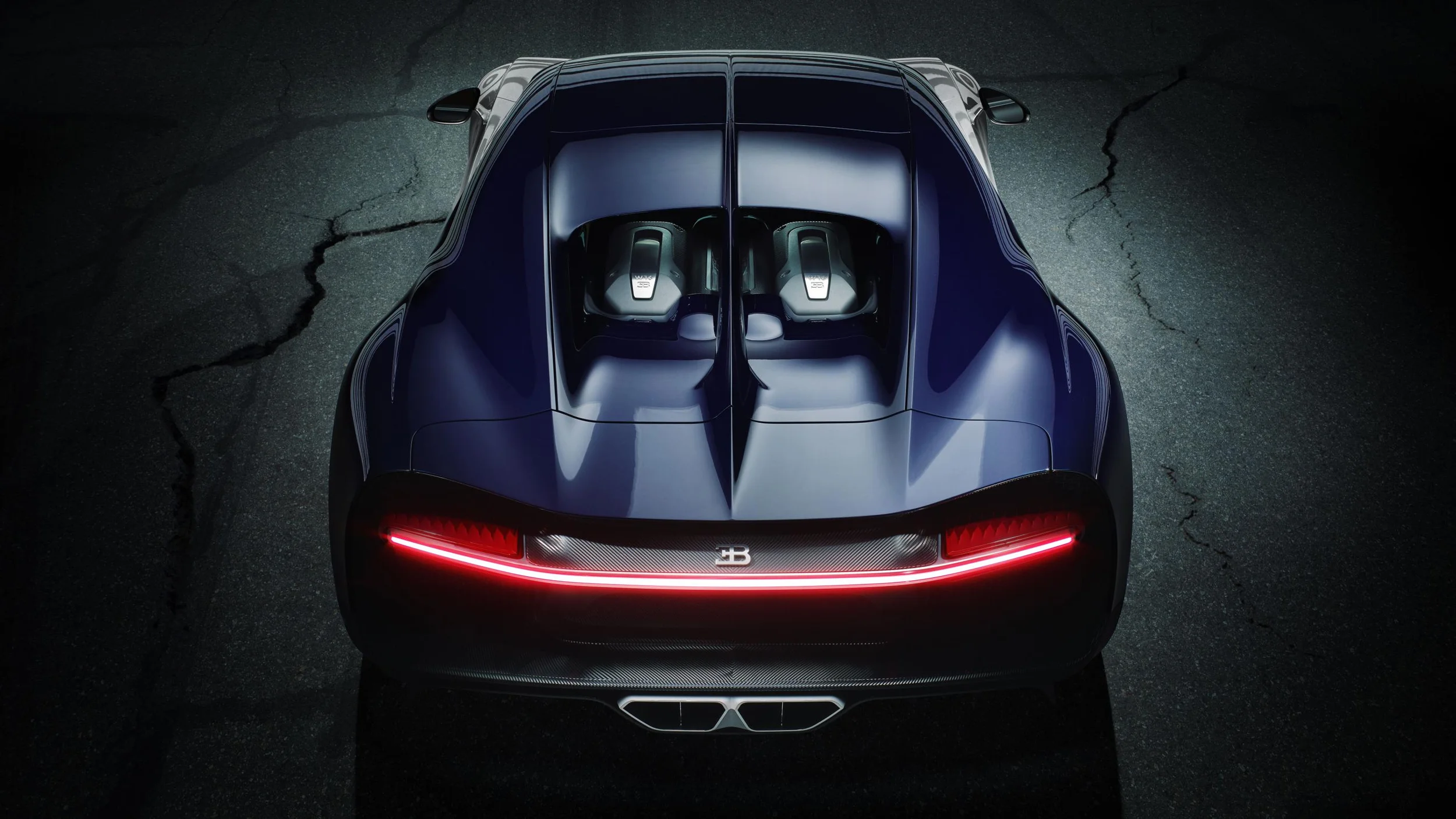 bugatti chiron10.jpg