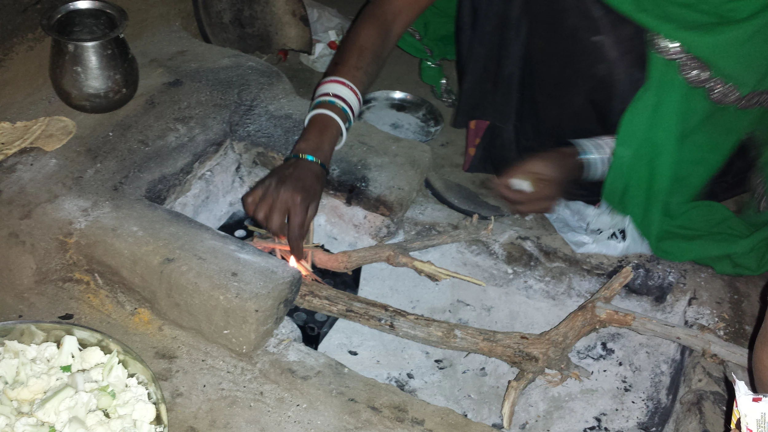 Figure 3. Using Mewar Angithi.jpg