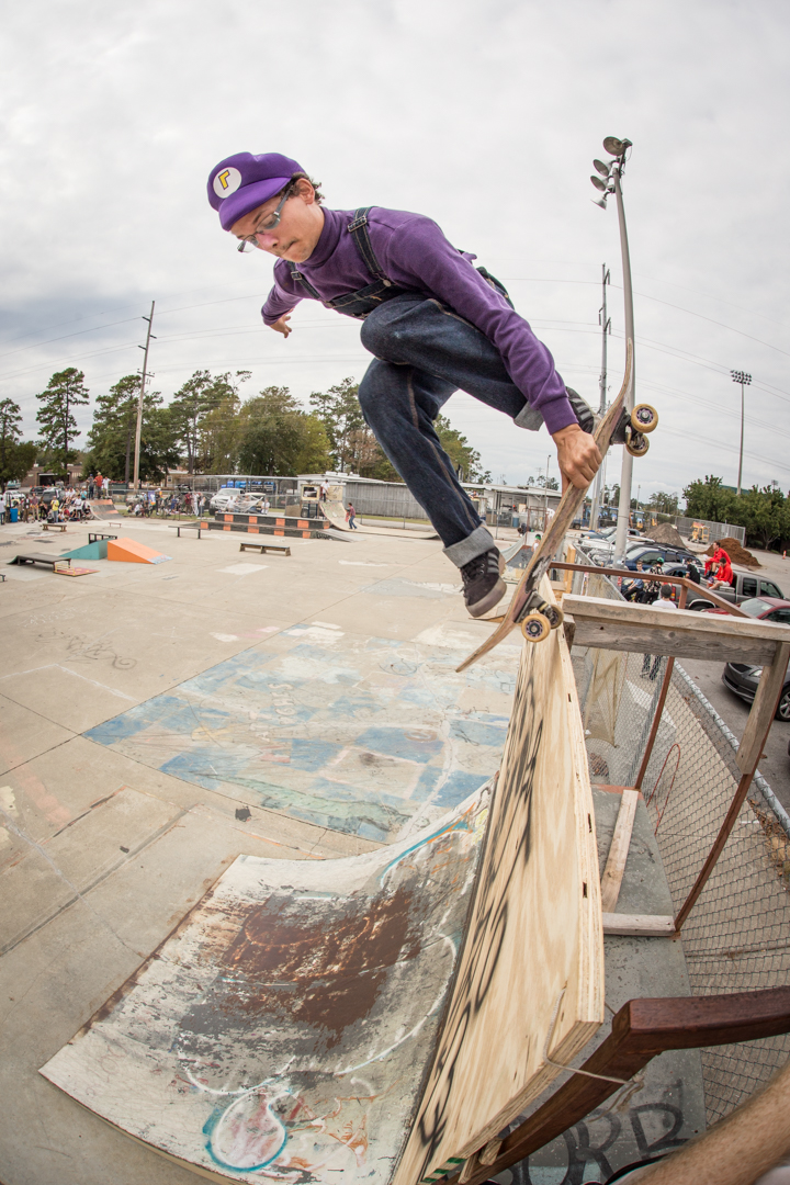 Garet Bullard dump trucks his way to a dozen slams.