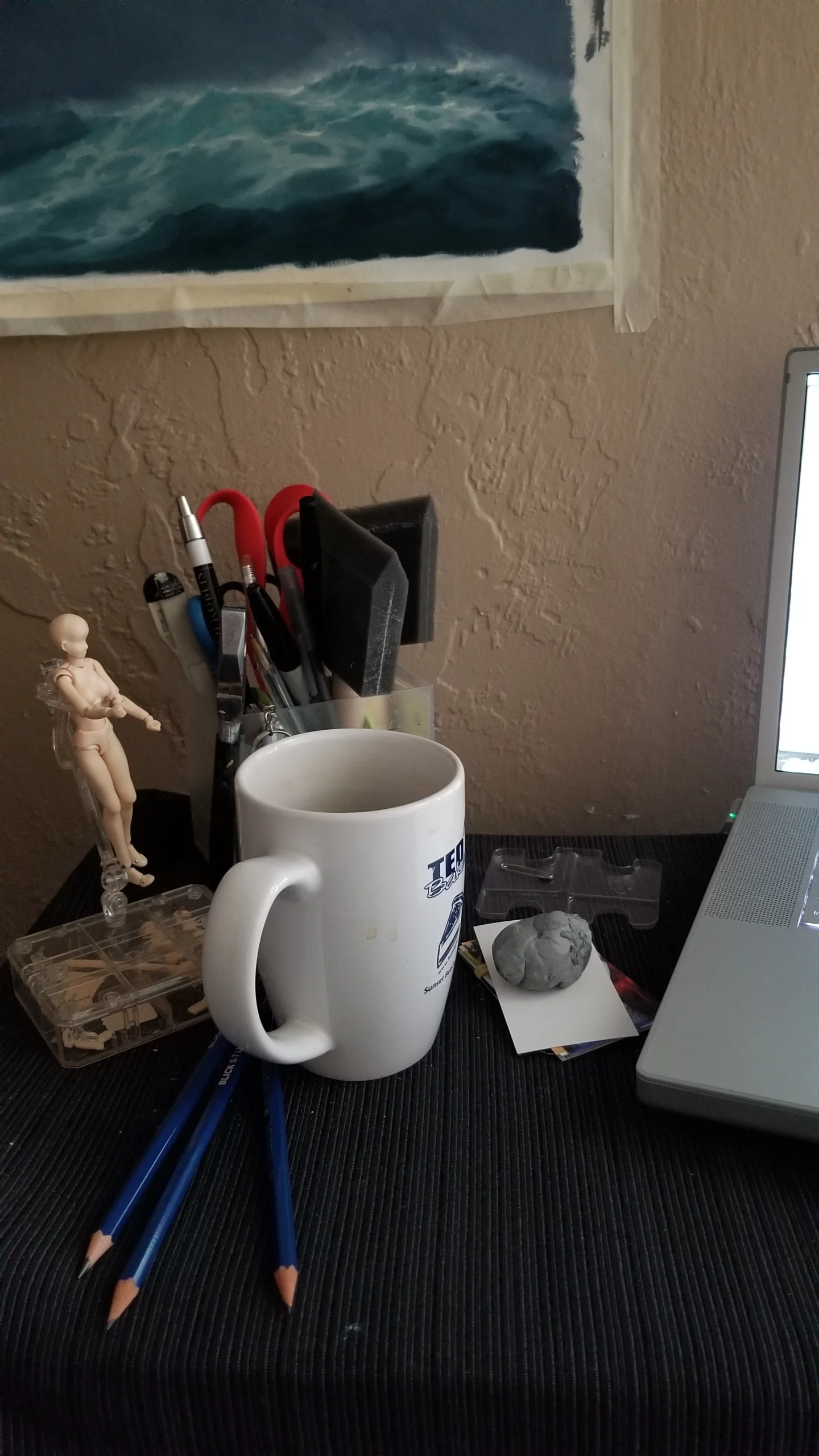 Desk.jpg