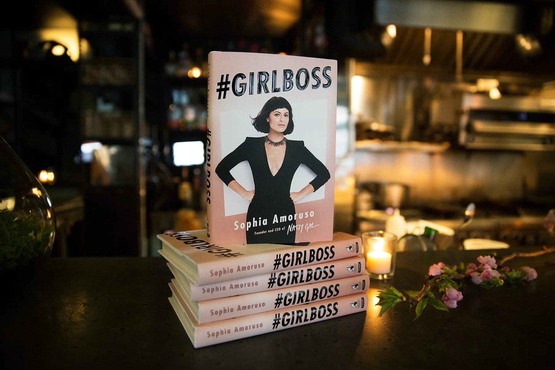 girlboss-dinner-book_111716556937.jpg