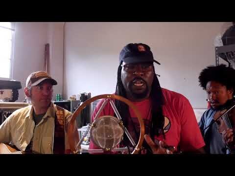 Gangstagrass - Gunslinging Rambler ft. R-SON (live at Ear Trumpet Labs)