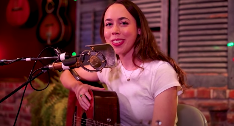 Sarah Jarosz Performs Songs from World On The Ground with Edwina