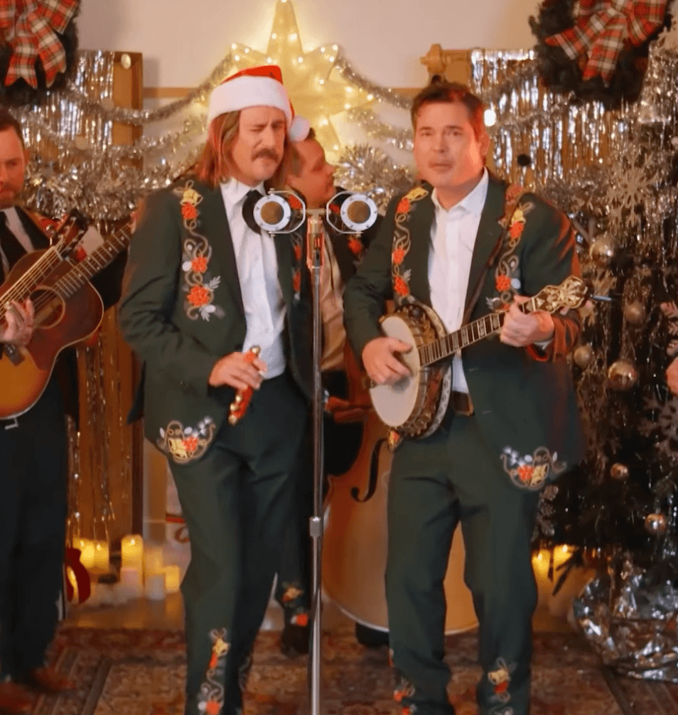 Old Crow Medicine Show with Evelyn on Kelly Clarkson Show and CBS Saturday Morning