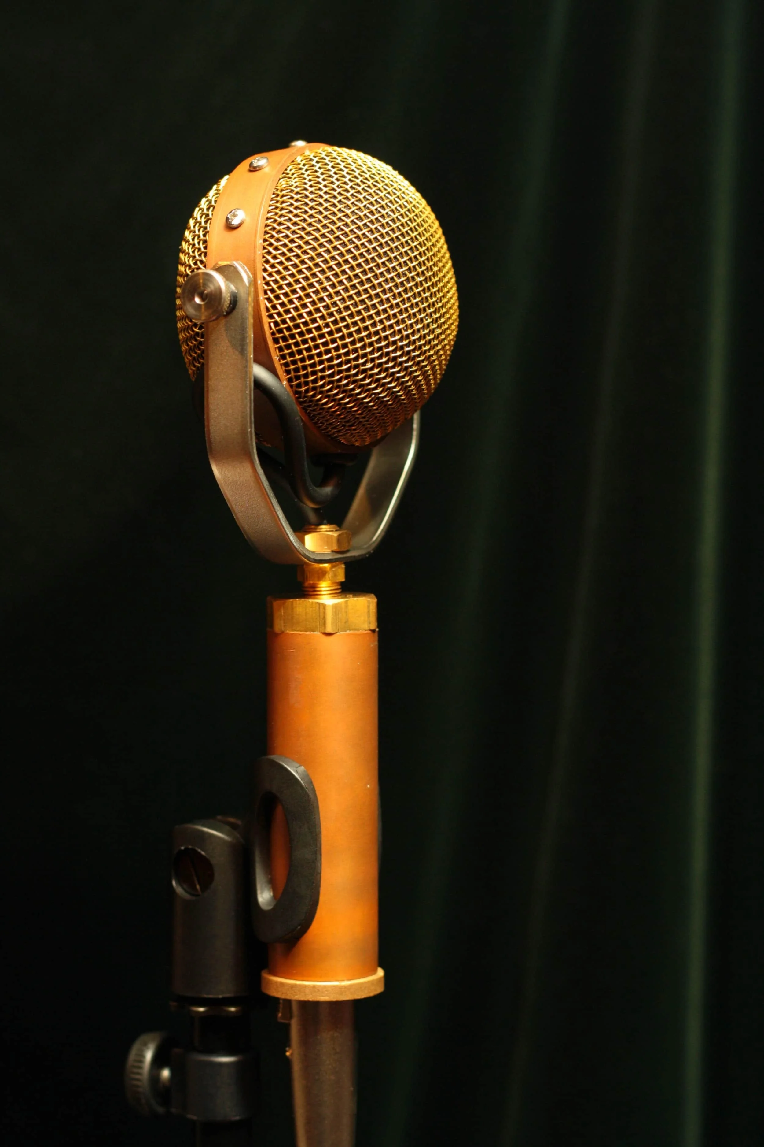  X-Y stereo mic (The Decemberists'&nbsp;drum overhead) 