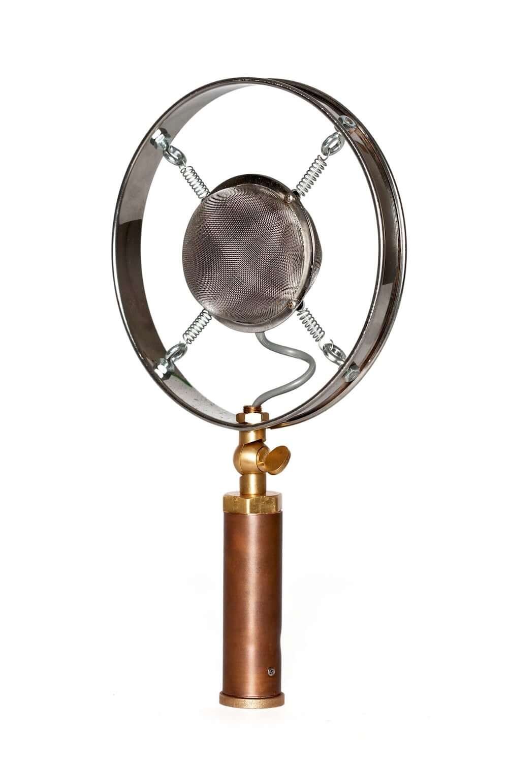 louise-white2_compressed (1).jpg