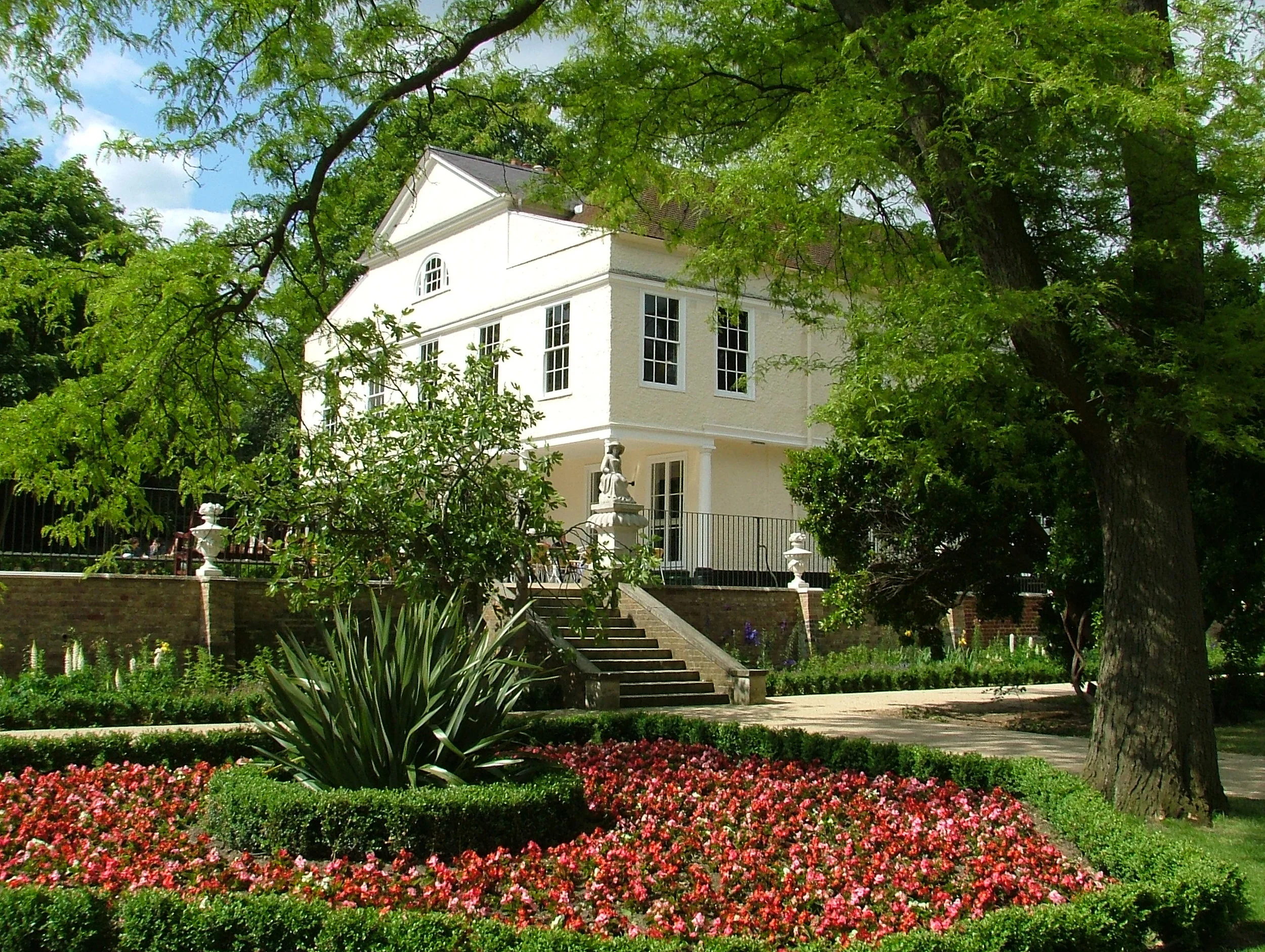 Lauderdale House in Waterlow Park · Highgate