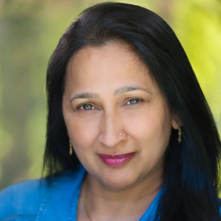 Portrait of Sonal Dave, funeral celebrant