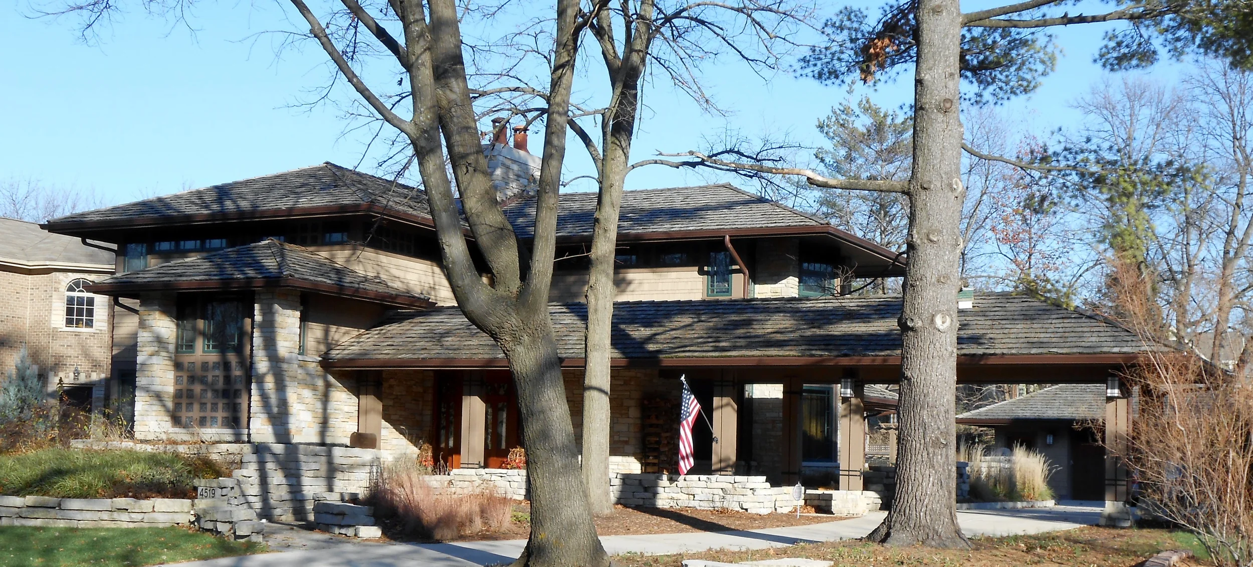 4519 Stanley exterior.JPG