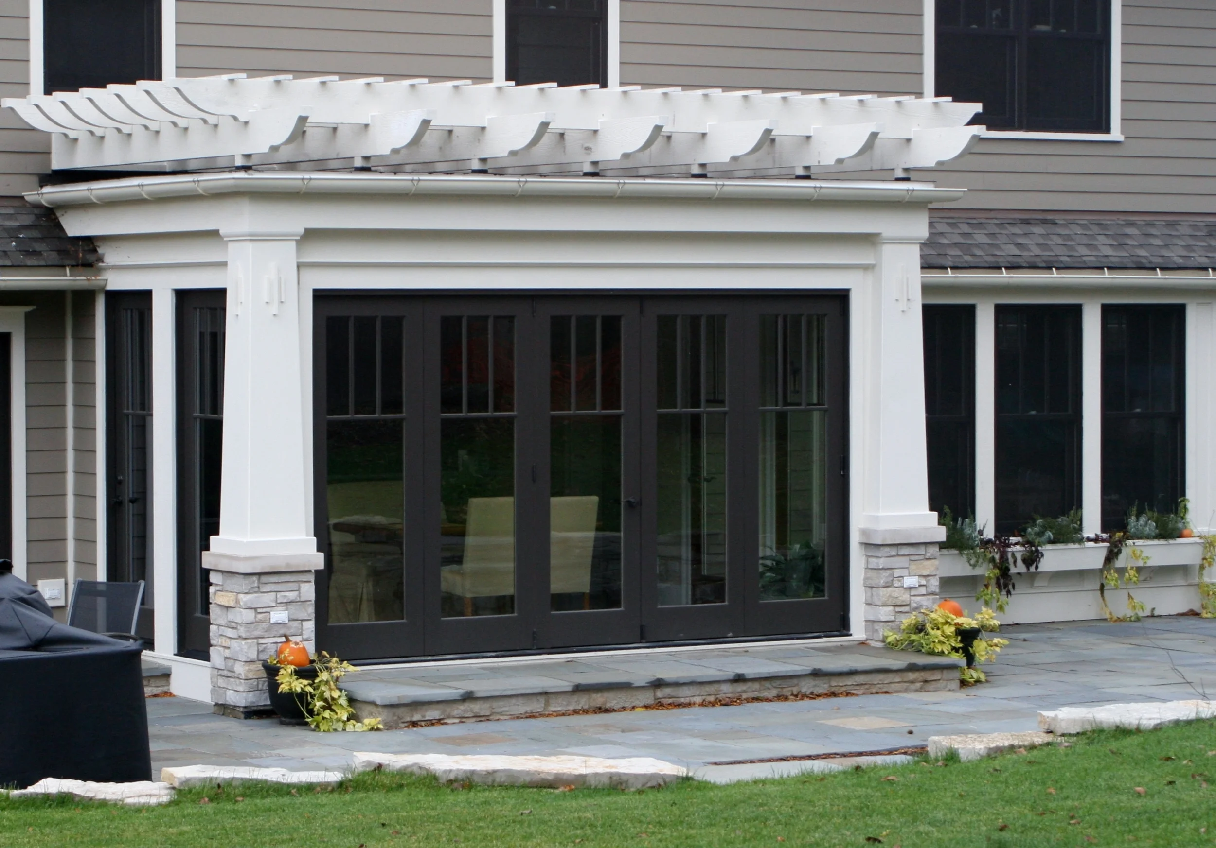 4635 Sterling exterior.jpg