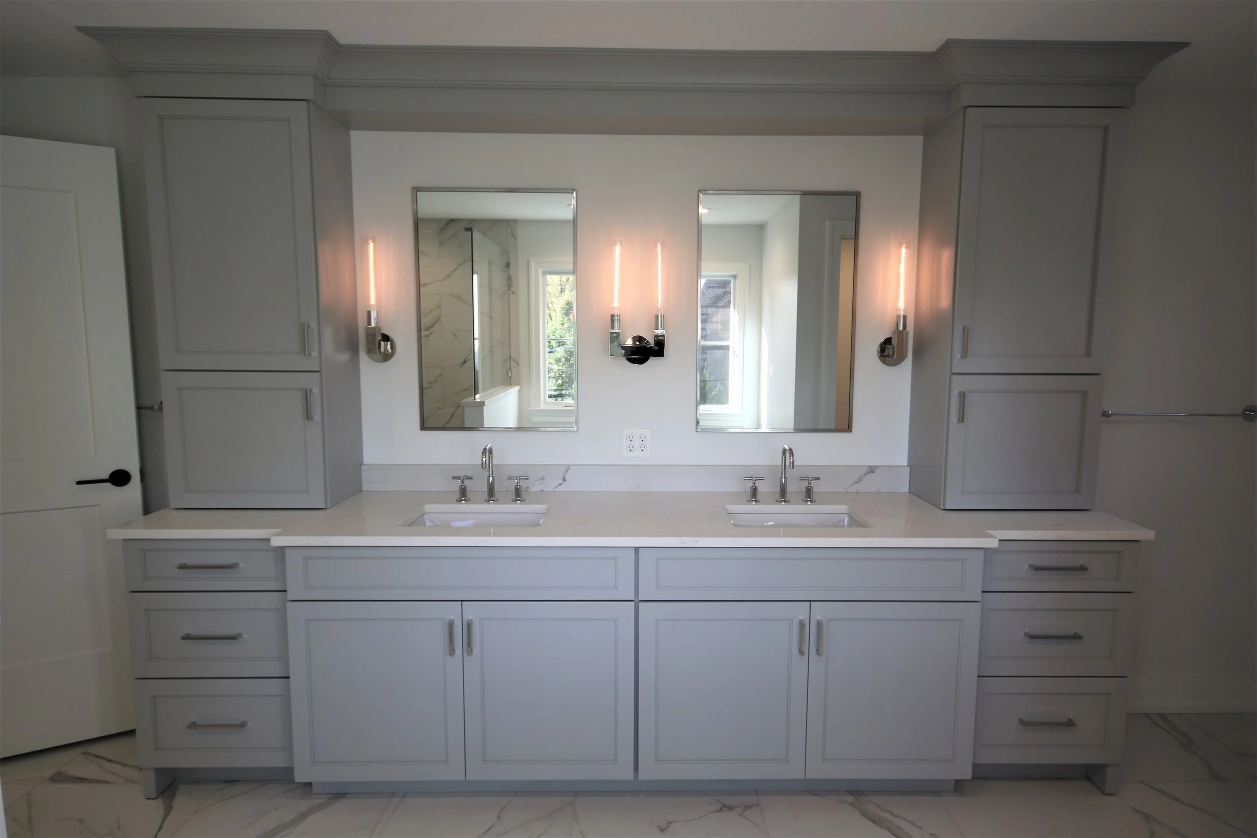 Master bathroom Vanity (best).JPG
