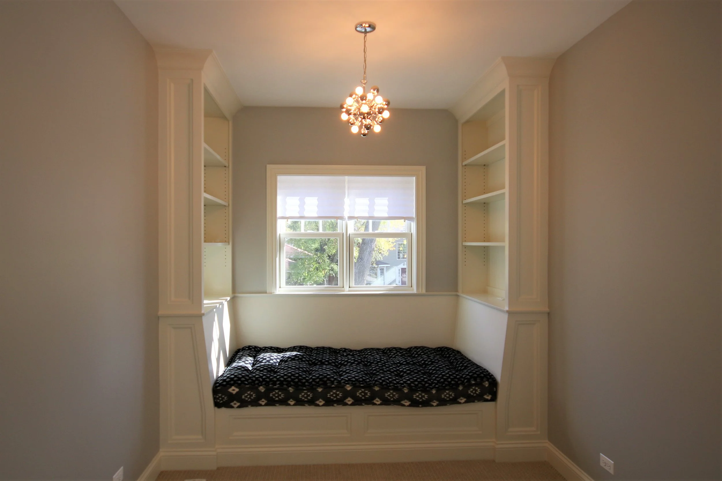 Reading Nook.JPG