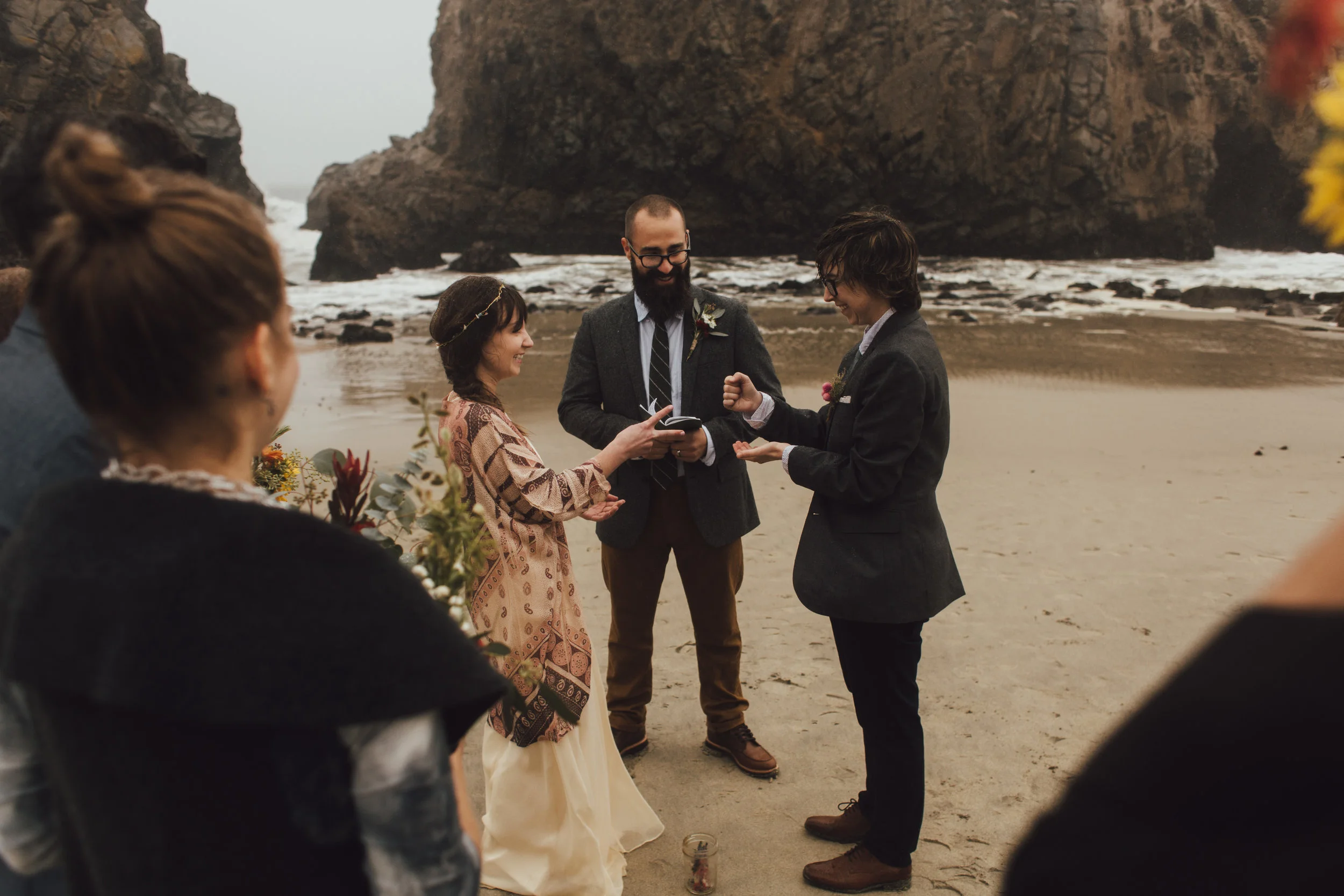 samlandrethphoto-big-sur-elopement-19.jpg