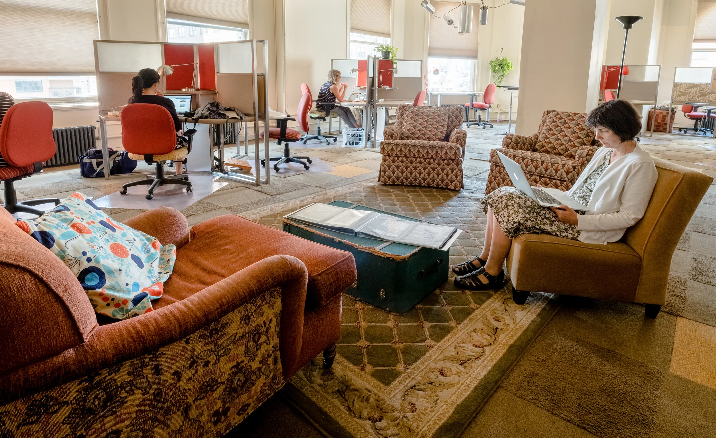 Bright, airy loft space with inspiring city views.