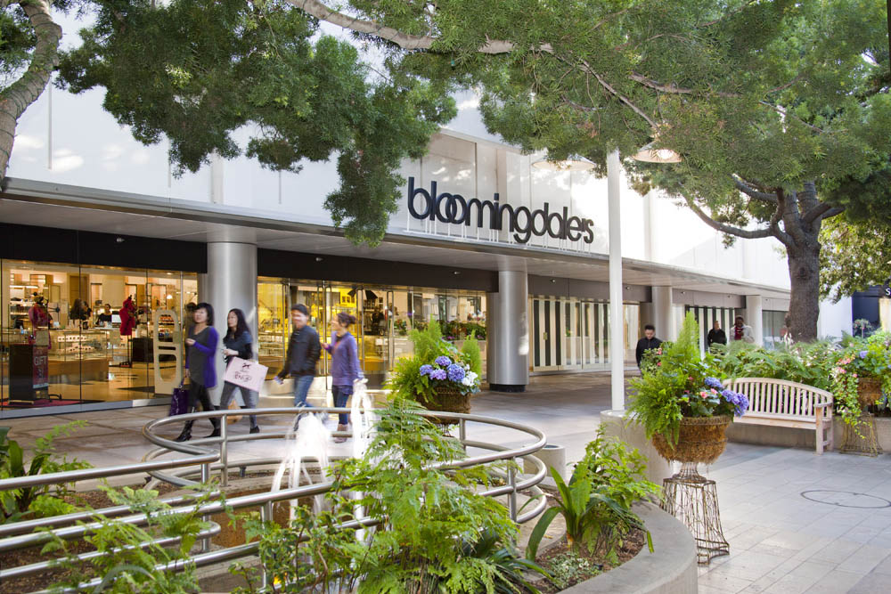 Stanford Shopping Center — Going In Style Travel Store at Stanford