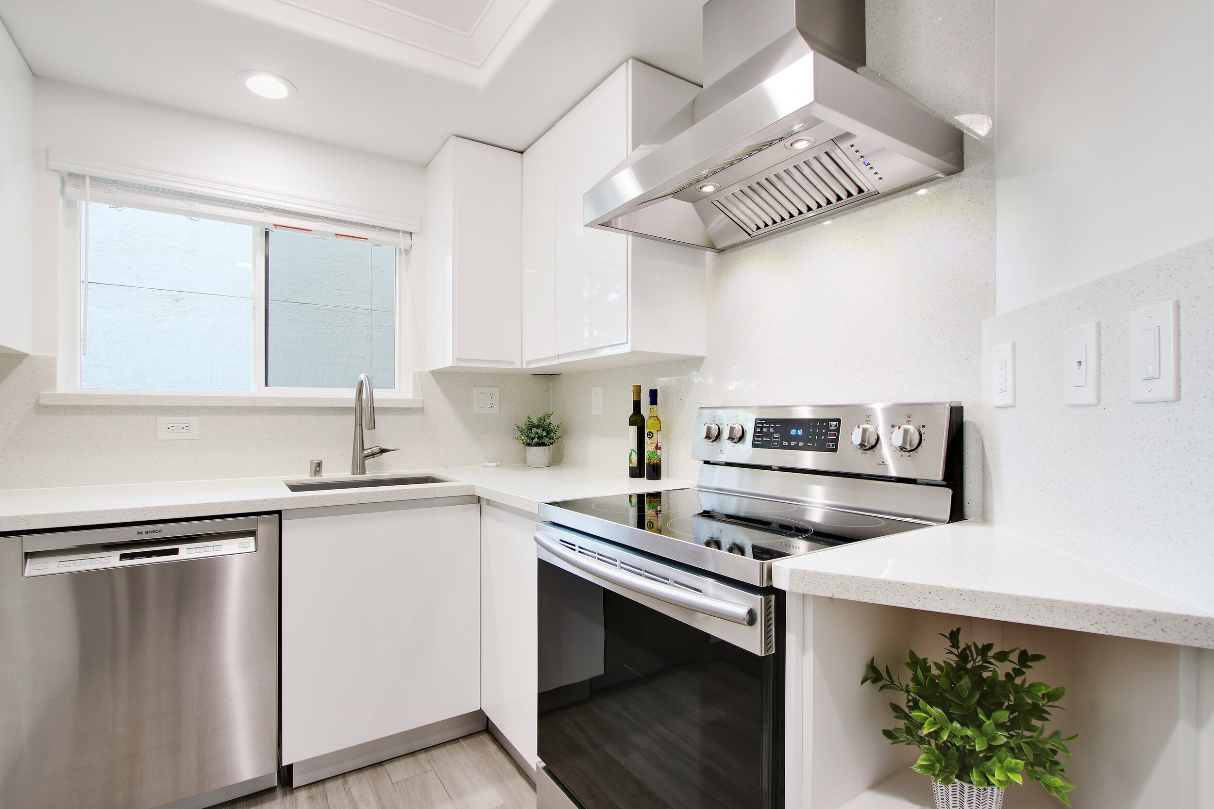 07 Kitchen2.jpg