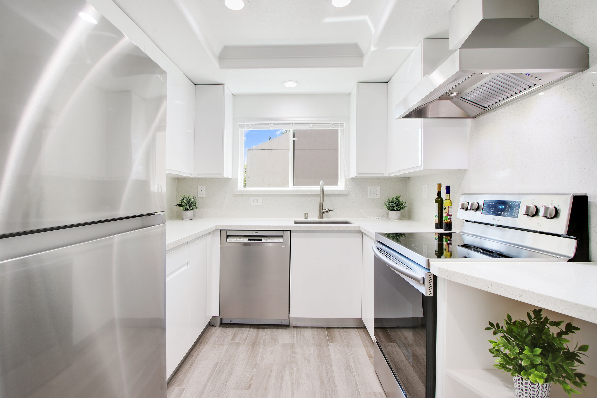 04 Kitchen1.jpg
