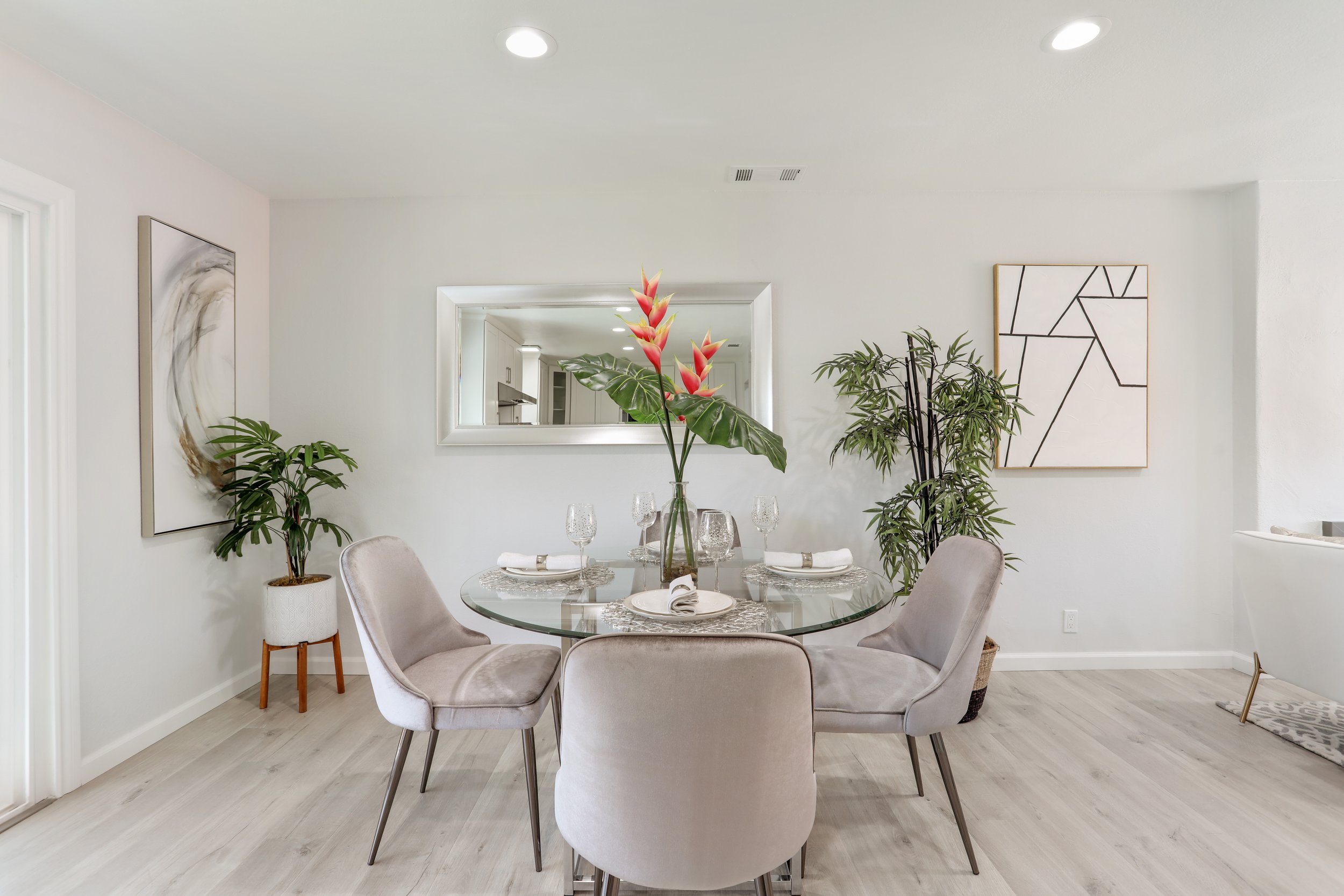 10 Dining Inwood19.jpeg