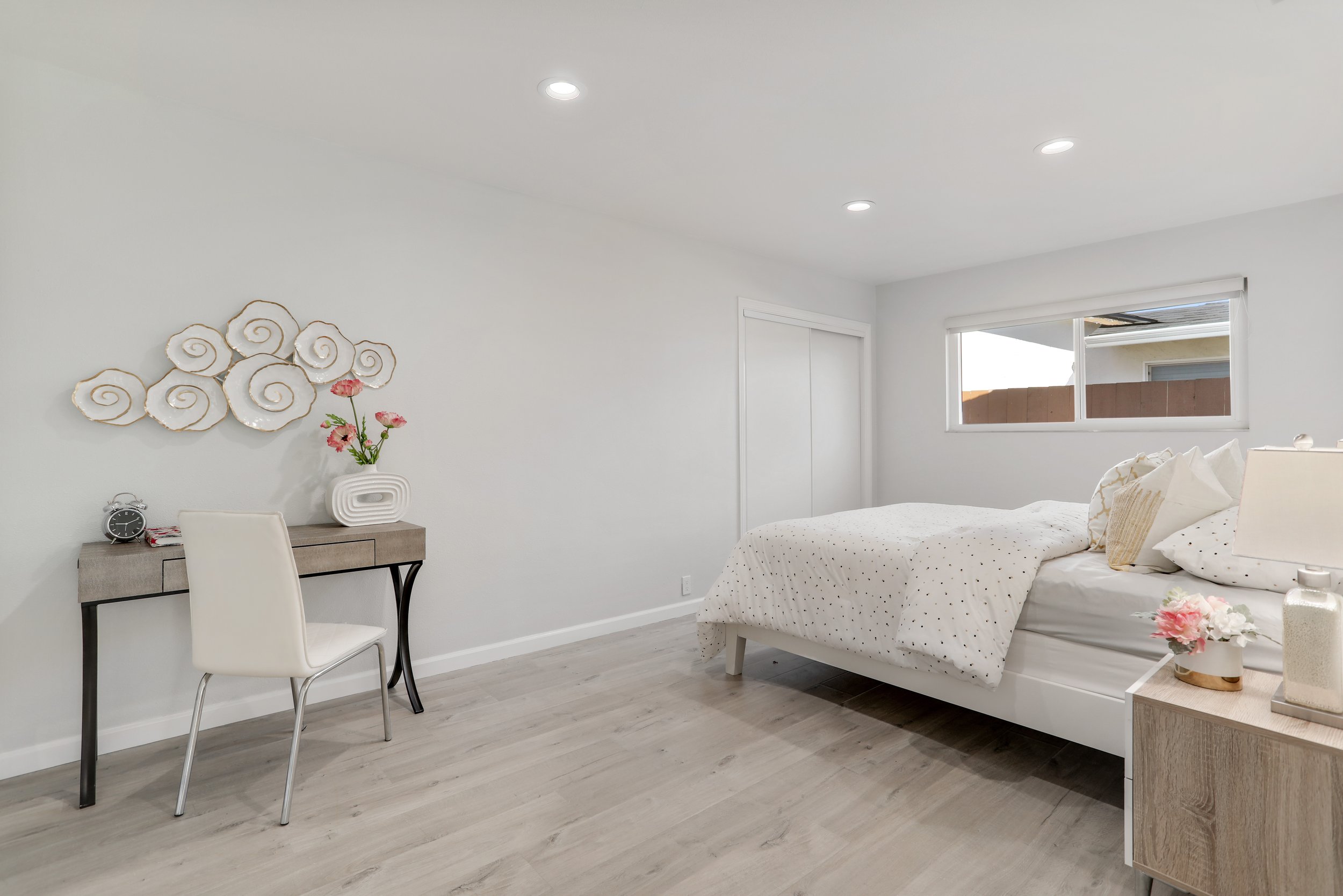 22 2nd Bed Inwood30.jpeg