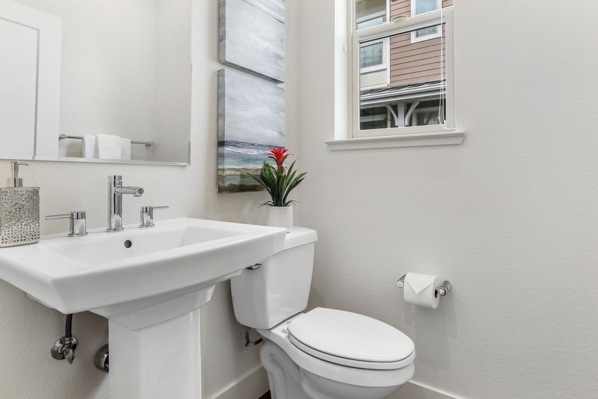 19 Half Bath Scottfield28.jpg