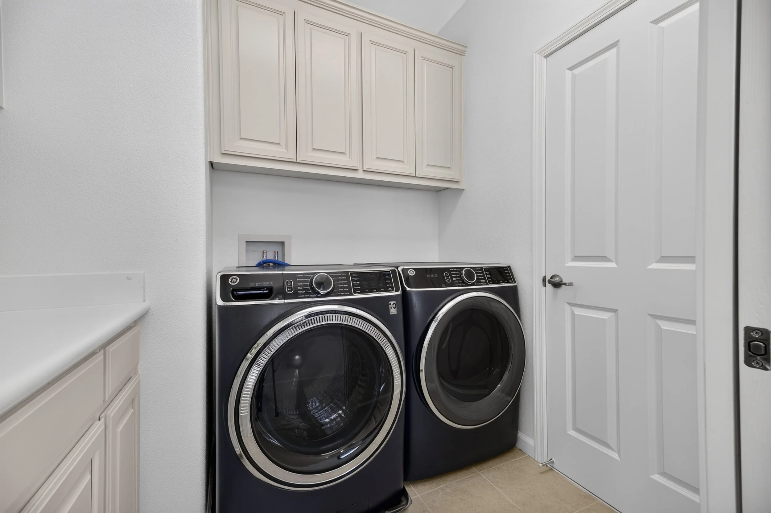 27 Laundry.jpg