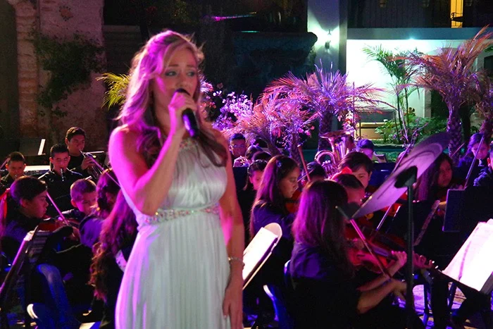 Soprano Soloist Centro Fox Orchestra Performance