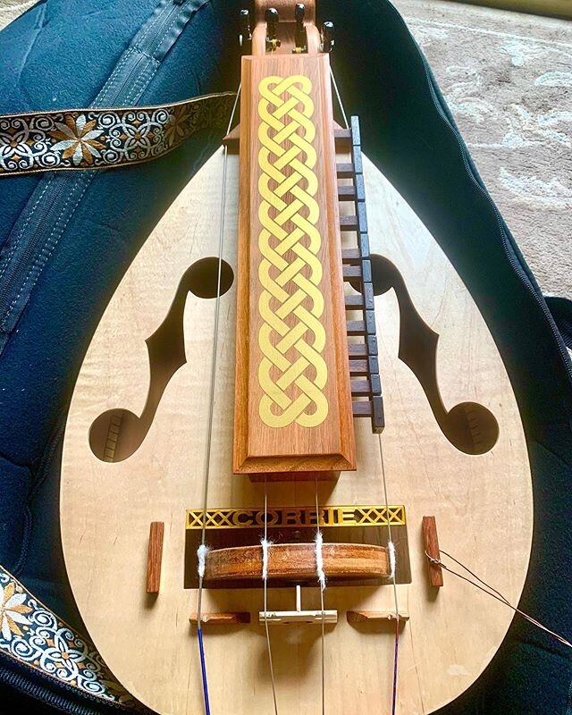 Yesterday my uncle did one of the nicest and most impressive things for me, and made me my own Hurdy Gurdy!  He is a true artist and I am blown away by his craftsmanship (took him two months to make), and the kindness he showed me.  I&rsquo;m going t