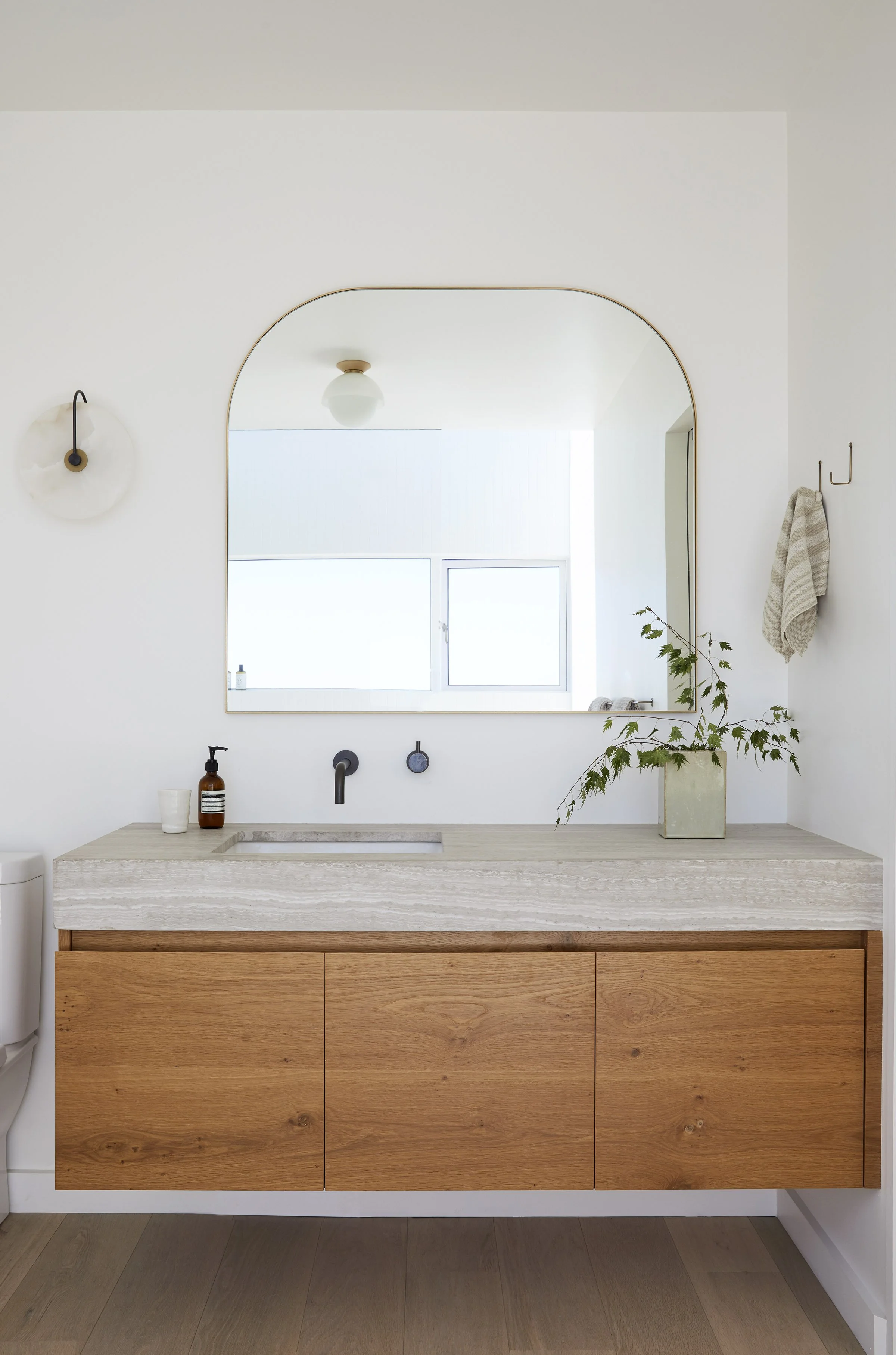 Field Theory-Newman_26.JPG