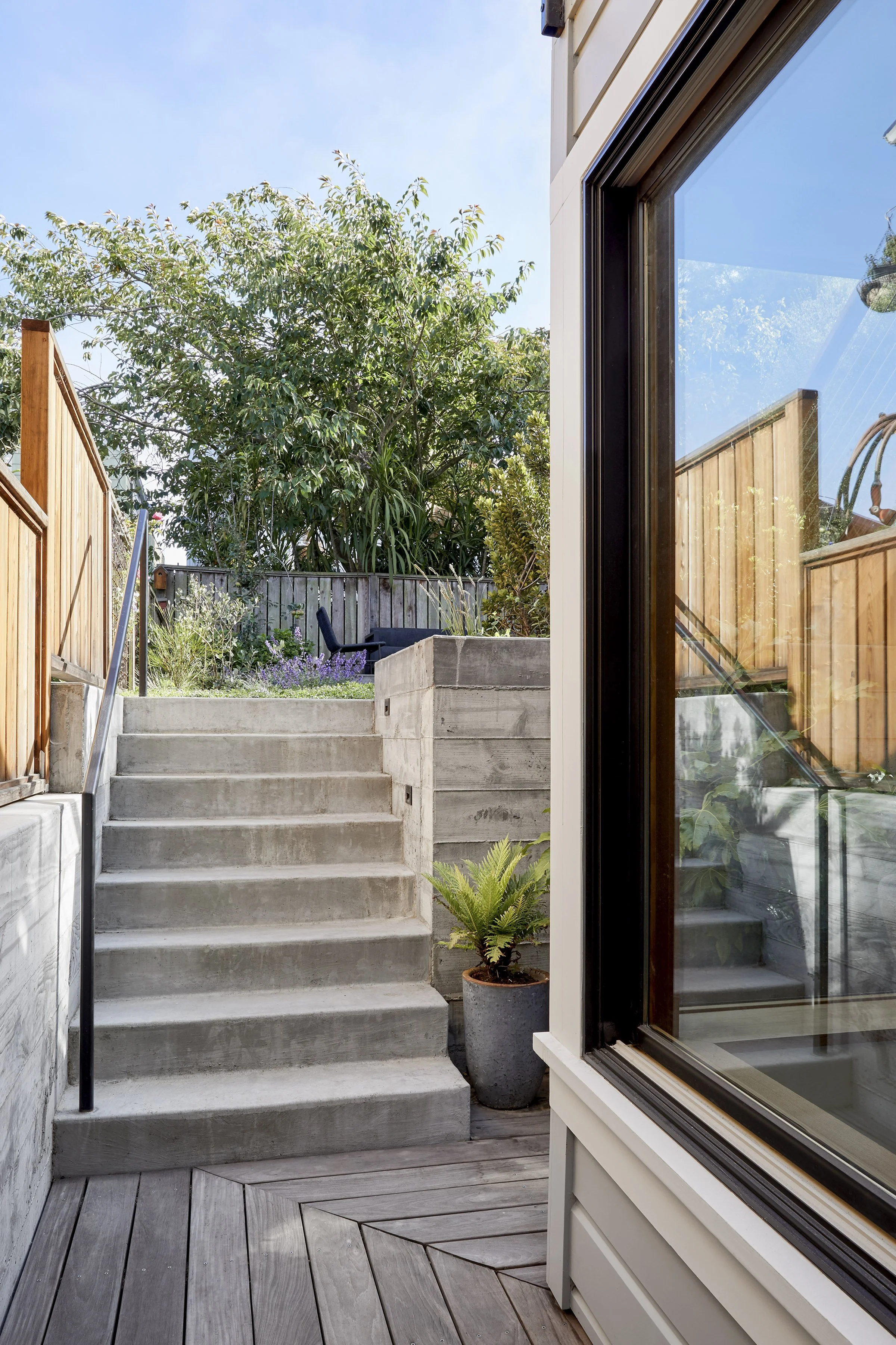 Field Theory-Newman_56.JPG