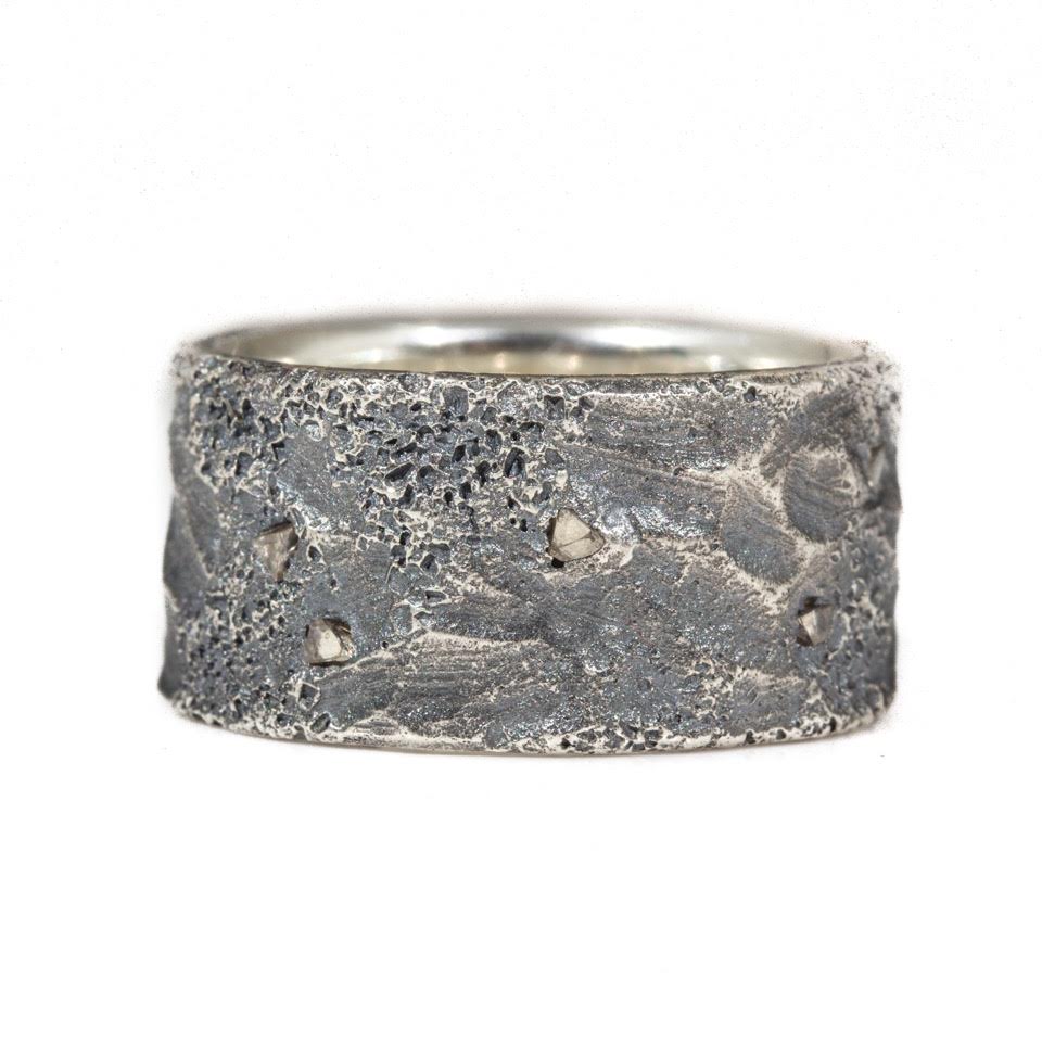 April Higashi, Topography Ring ( Men's), 2015, silver, mackel diamonds, 10mm, photo: Shibumi Gallery 