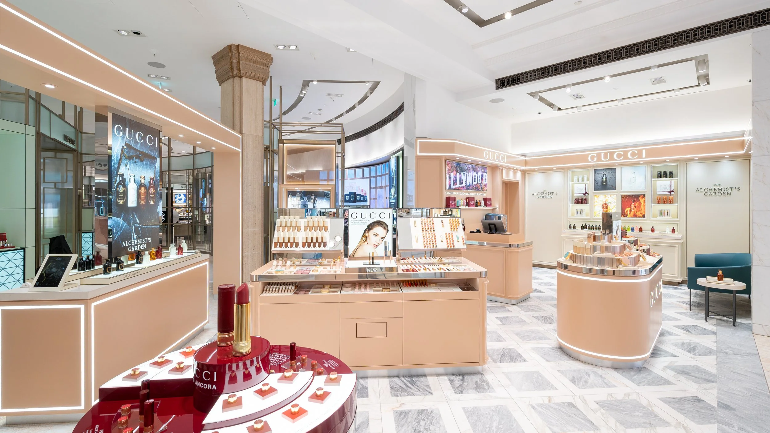 Gucci Boutique Harrods-Rocio Avidad (15).jpg