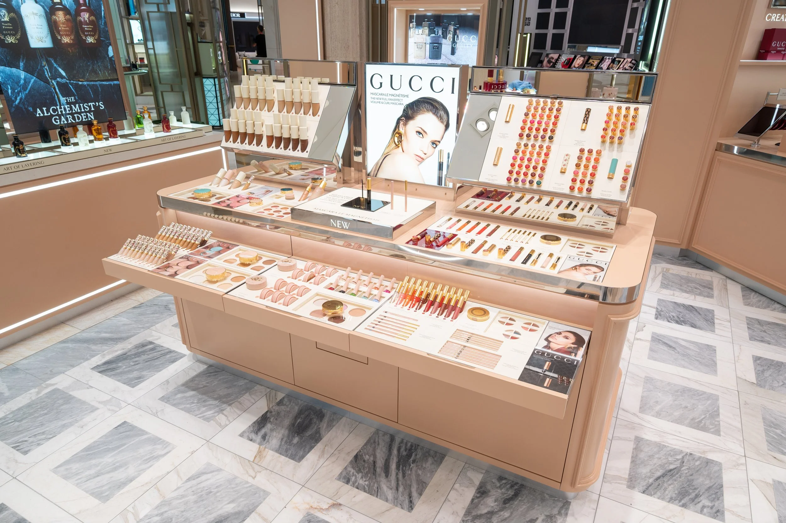 Gucci Boutique Harrods-Rocio Avidad (35).jpg