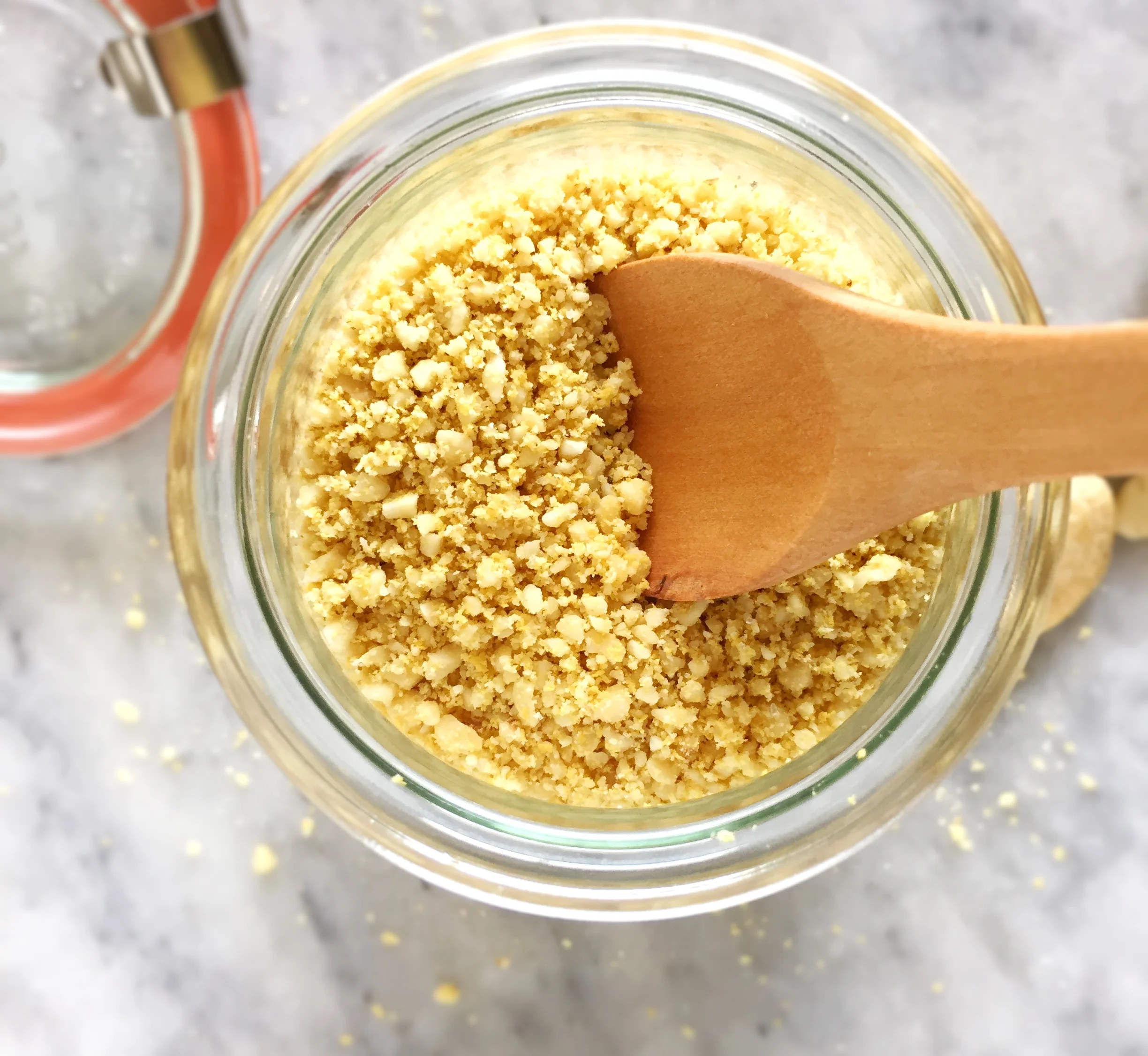 Queso Parmesano Vegano | Nutritious Vida