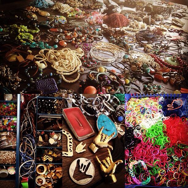 Used Jewelry for Deaf Women's Business, supplied by: Jenny Locy, Maria Garcia, Lisa Kessler, Jessica Foss, Heba Pennington, Susy Vallelonga, Meredith Jones, Elisa Groundwater, Patricia Frank, Zamia Lopez, Genevieve Walker, Damarita Ortiz, Jasmen Ramirez