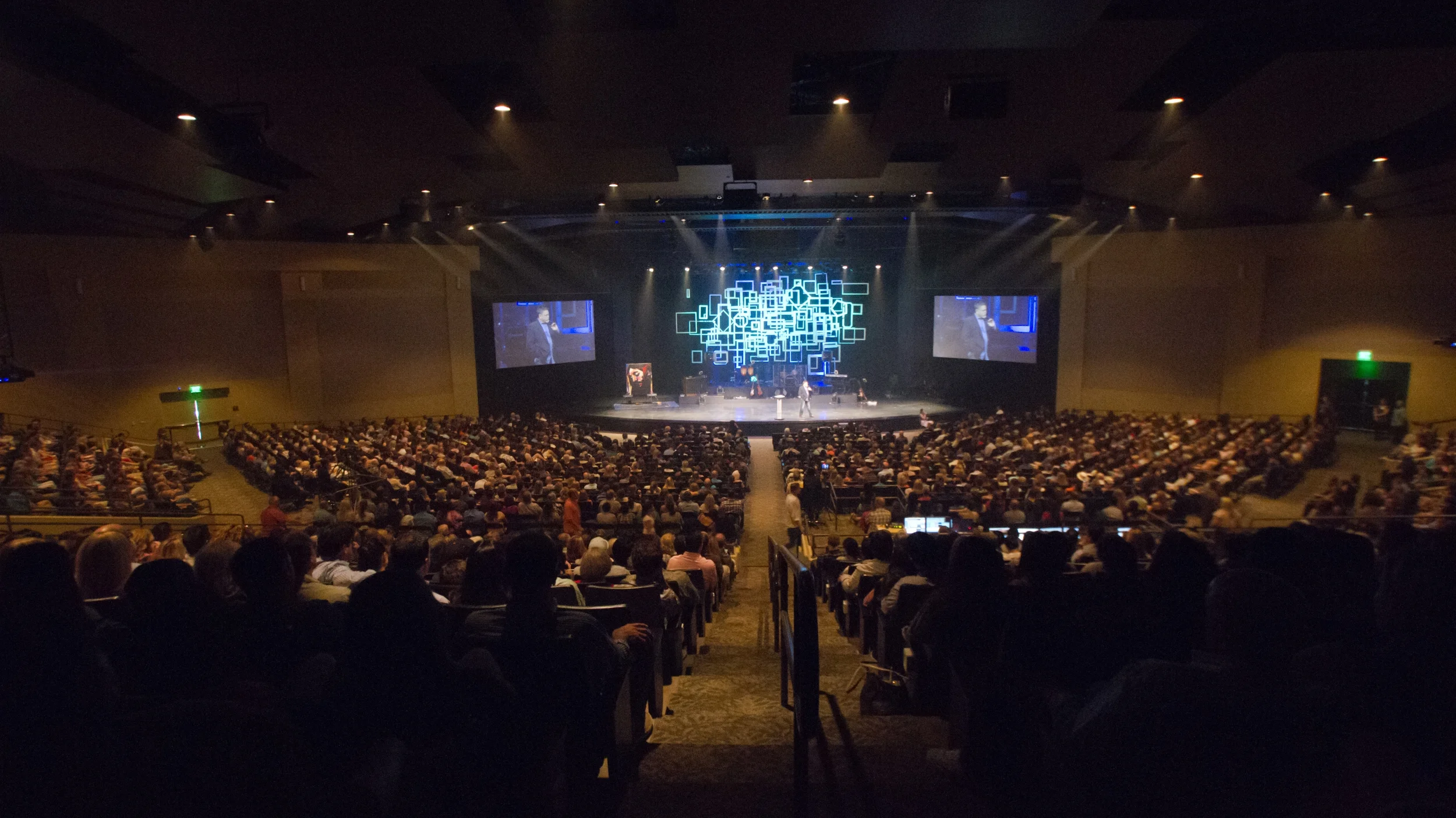Church Interior B.jpg