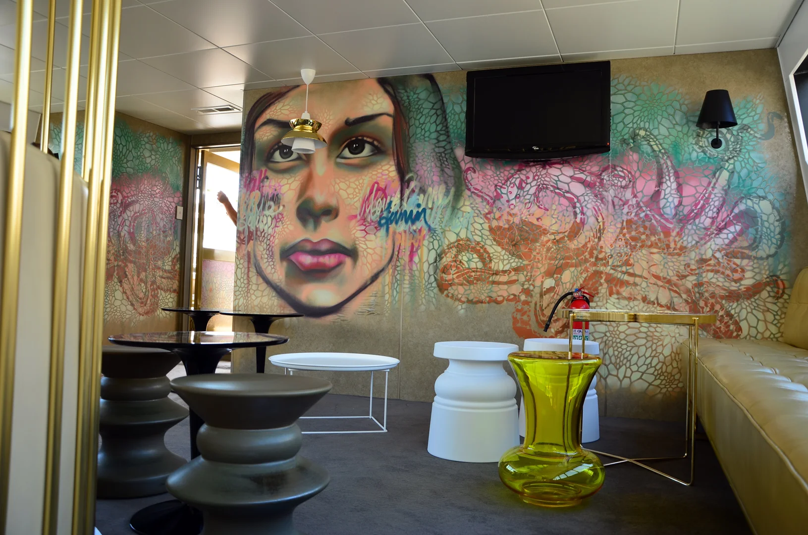 MR0, Mona Ferry Mural, 2014