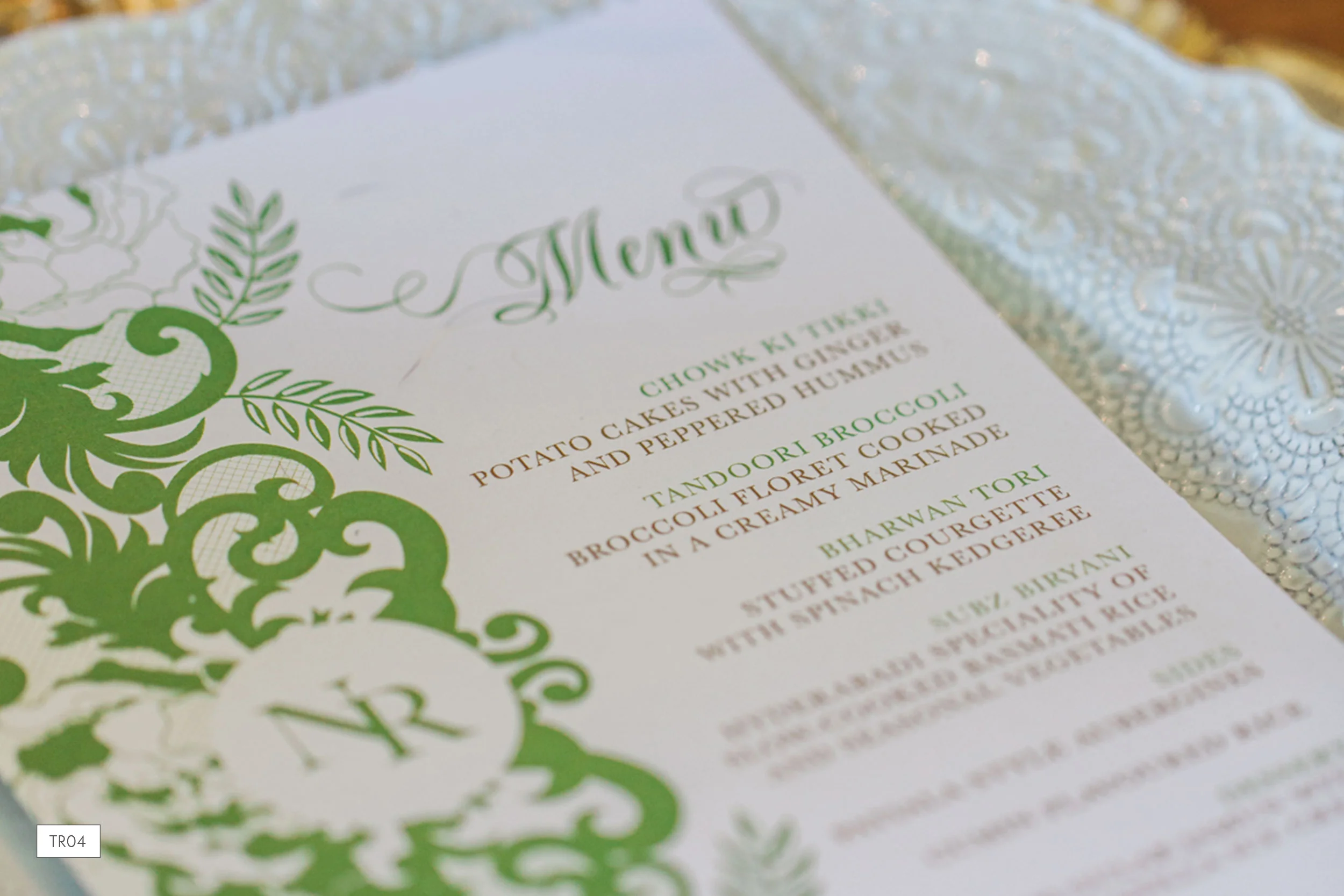 pantone-greenery-wedding-menu.jpg