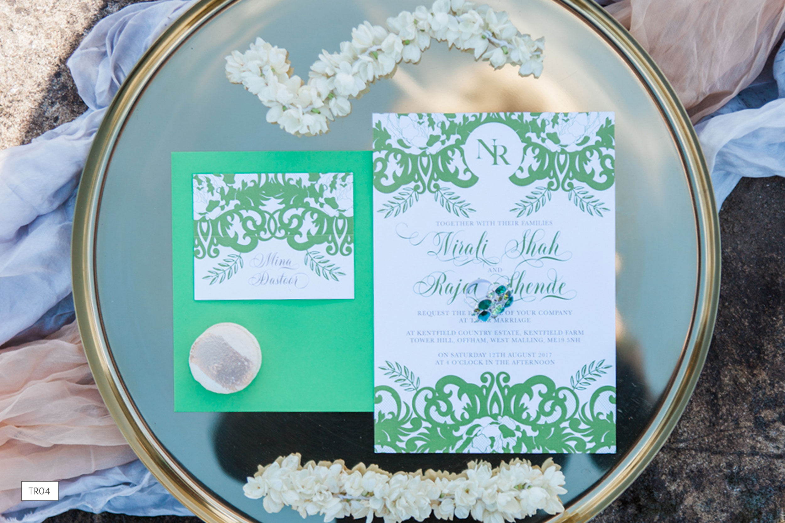 pantone-greenery-wedding-invitation-set.jpg