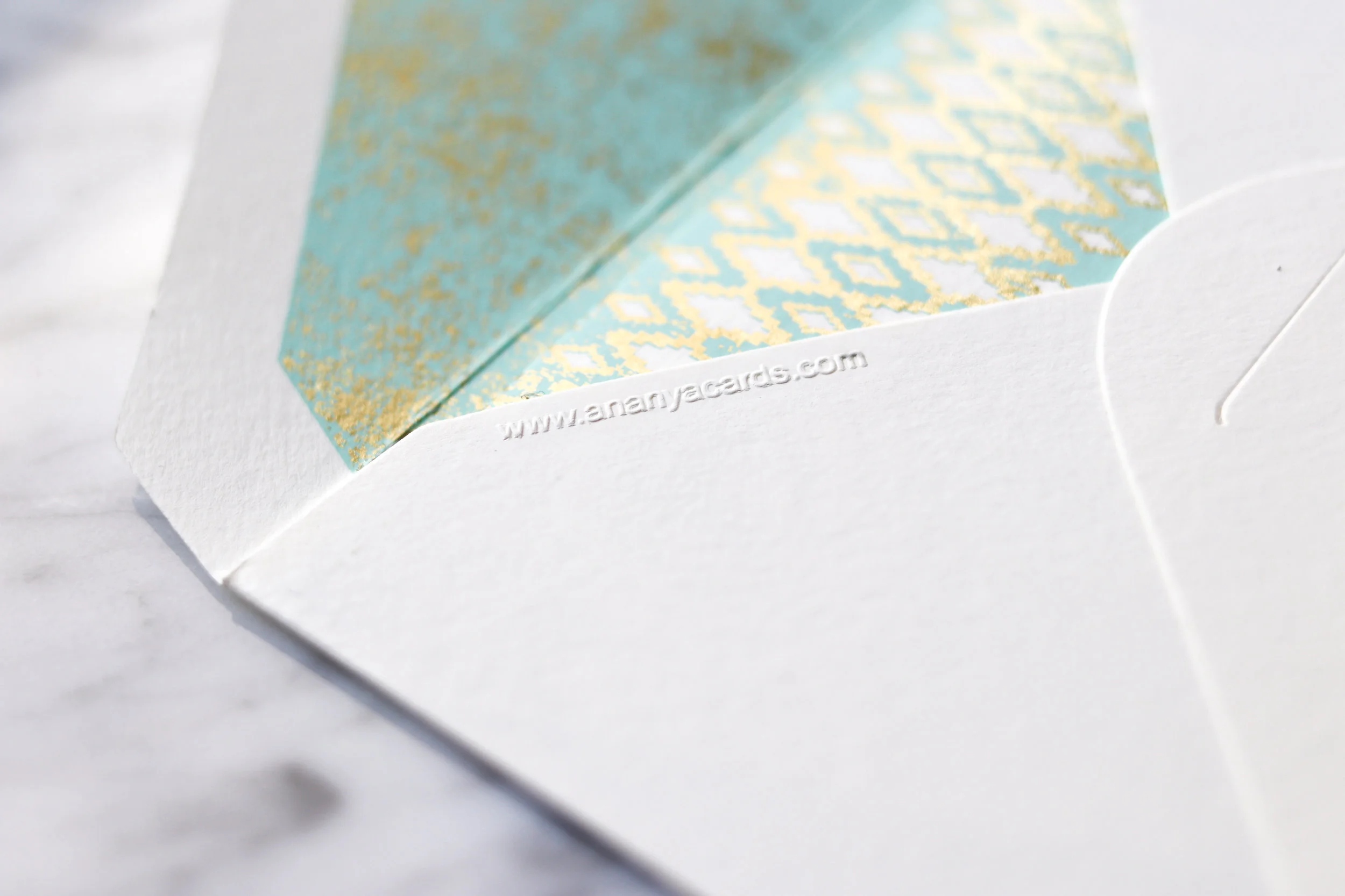 Embossed notecard envelope