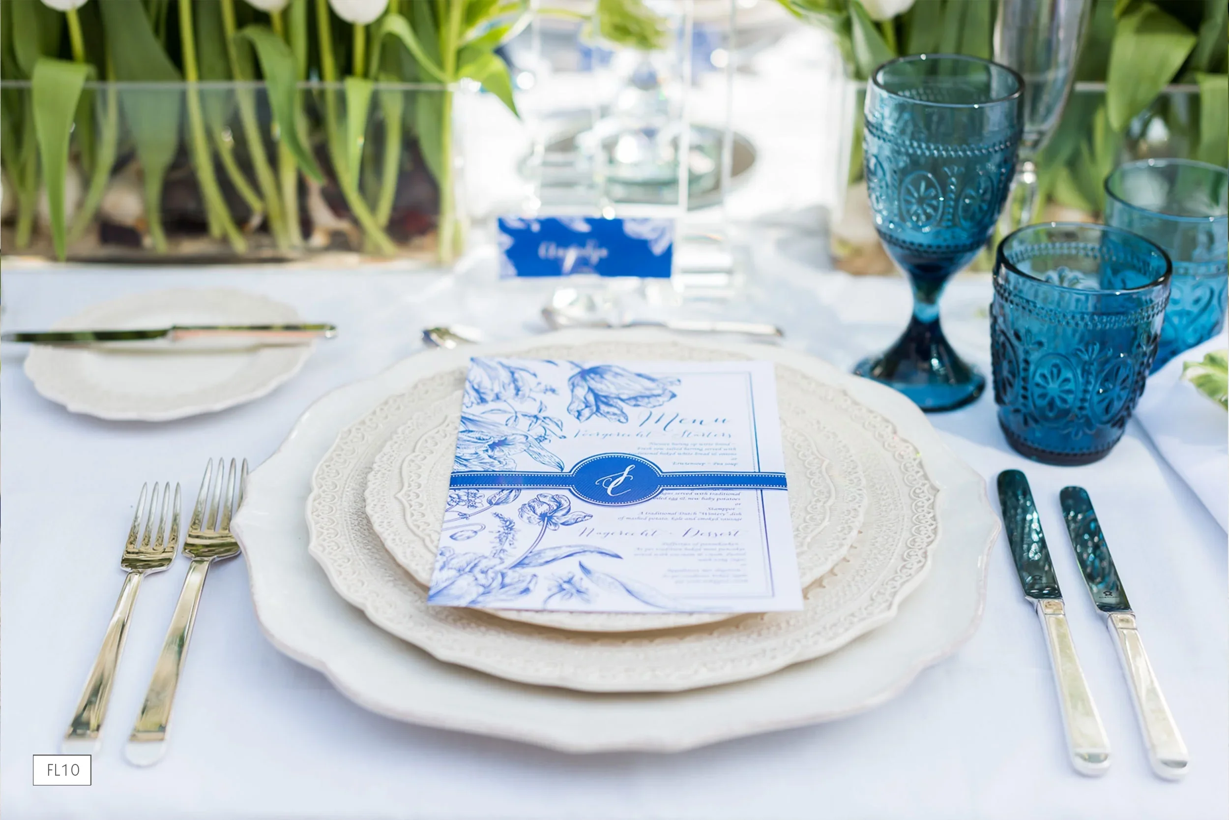 ananya-wedding-stationery-floral-blue3.webp