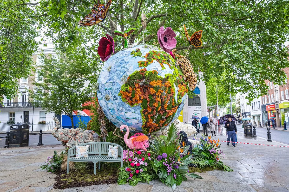 Out Of This World, Chelsea In Bloom