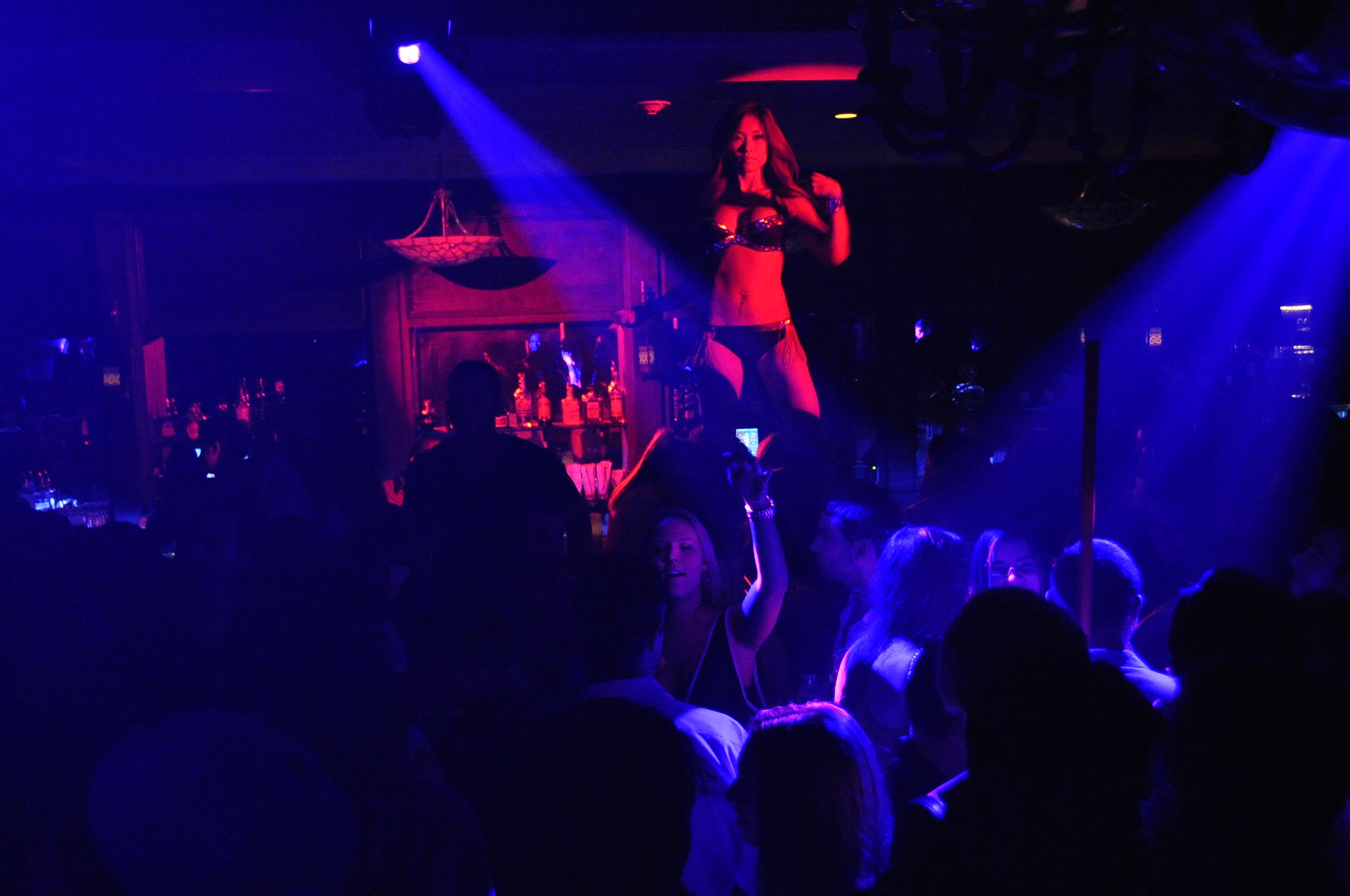  Dancer in 10oak nightclub in South Hampton 